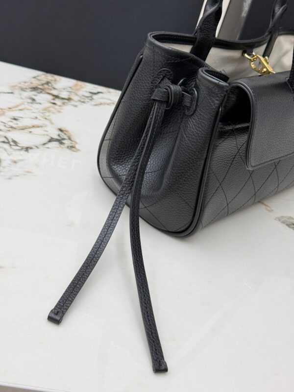 sy_no_F4EFE106ECFAE8F50415B454876E913E_5 Chanel 26S Baguette Bag – Grained Calfskin Leather