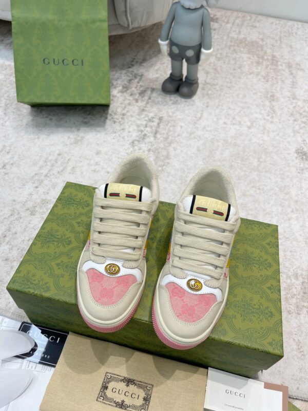 sy_no_F5F3671D9B89F27AE782991ADD11B014_1 Cream, Pink & Monogram Retro Sneakers