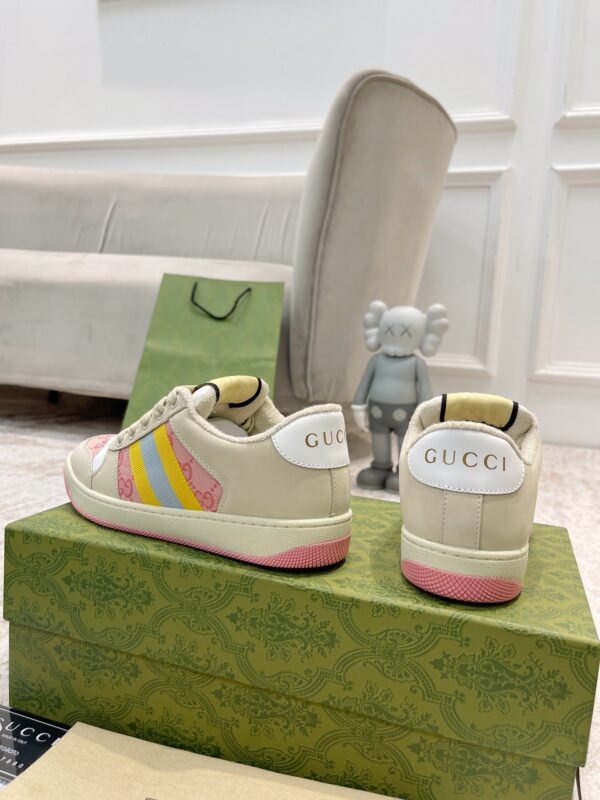 sy_no_F5F3671D9B89F27AE782991ADD11B014_3 Cream, Pink & Monogram Retro Sneakers