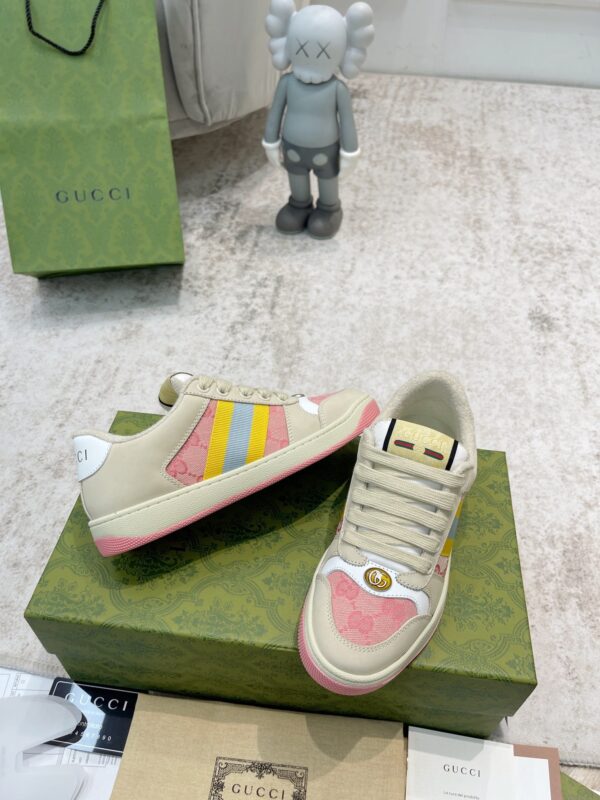 sy_no_F5F3671D9B89F27AE782991ADD11B014_5 Cream, Pink & Monogram Retro Sneakers