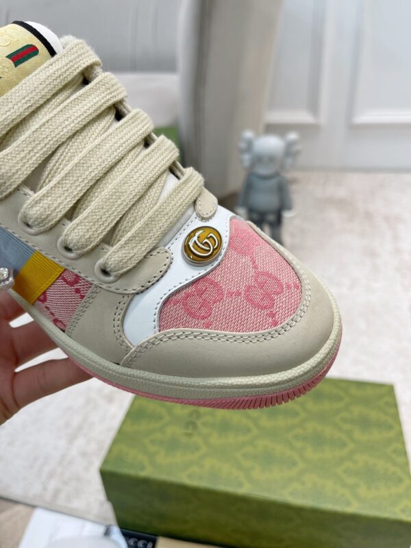 sy_no_F5F3671D9B89F27AE782991ADD11B014_6 Cream, Pink & Monogram Retro Sneakers
