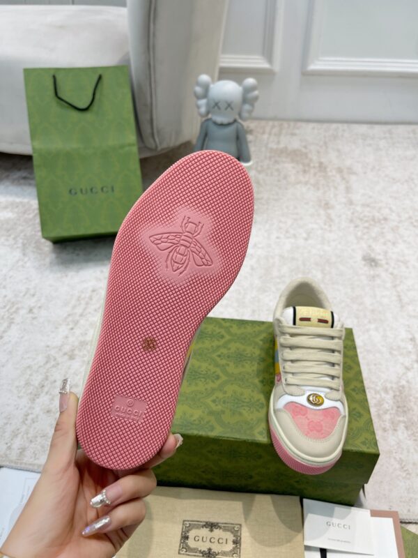 sy_no_F5F3671D9B89F27AE782991ADD11B014_8 Cream, Pink & Monogram Retro Sneakers