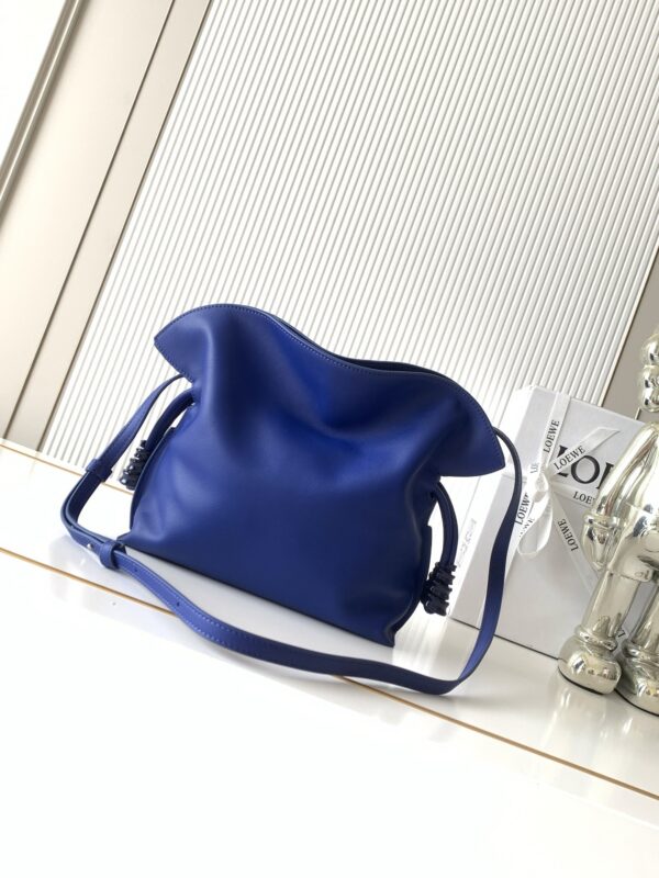 sy_no_F683A1A8CFF8E8EF2D446DC7418B4A6D_3 Mini Nappa Leather Coil Flamenco Clutch
