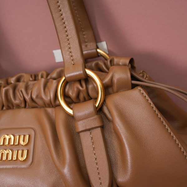 sy_no_F6B1C2C2887FFAD613BB3E85D55364D9_6 Brown Archive-Inspired Drawstring Ruched Shoulder / Underarm Bag