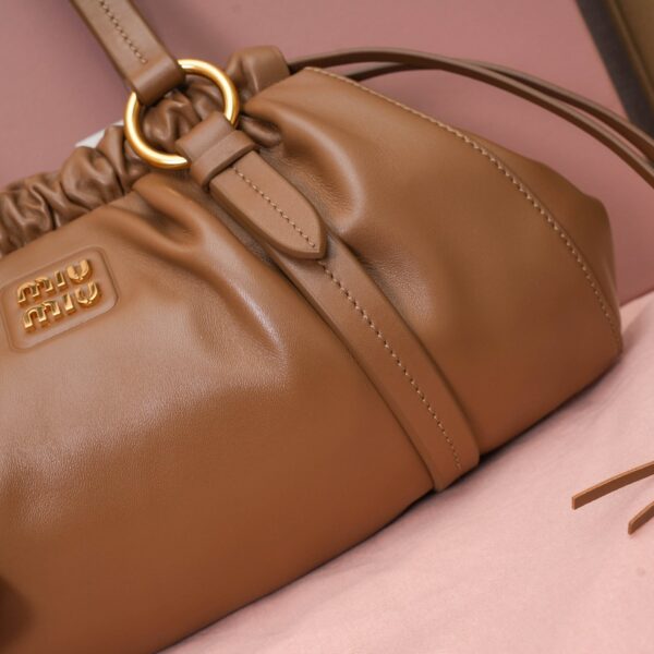 sy_no_F6B1C2C2887FFAD613BB3E85D55364D9_7 Brown Archive-Inspired Drawstring Ruched Shoulder / Underarm Bag