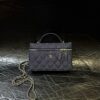 sy_no_F7326654DB9F60B9B015358774FEE849_0 Classic Quilted Denim Box Bag – Deep Blue