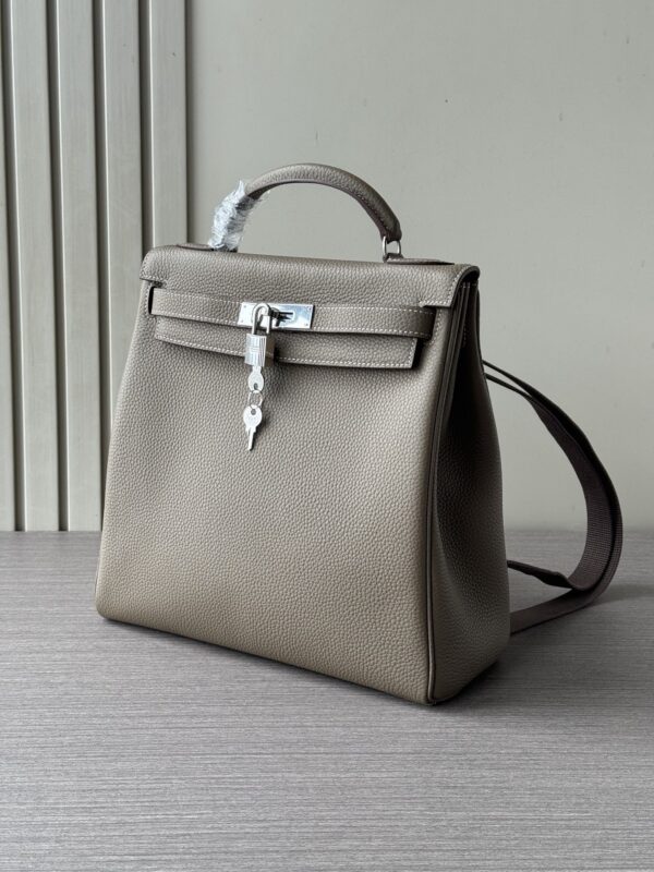 sy_no_F7B2AFD84D4F2080F67362212BBD7B1A_2 Kelly Ado 28 Backpack – Elephant Gray Togo Leather