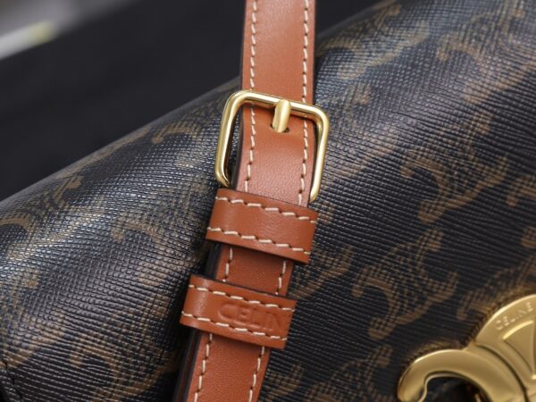 sy_no_F820DAF4514D3C359F23D669415FD49F_6 Triomphe Shoulder Bag