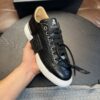 sy_no_F85463574ED27270584A0B89886274BB_5 Black Croc-Embossed Leather 3D Logo Low-Top Sneakers