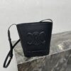 sy_no_F99E1C016526C77814C1B1068E582E09_0 Black Cuir Triomphe Small Smooth Calfskin Bucket Bag