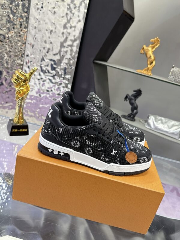 Louis Vuitton LV Trainer Maxi Black Crystal-Embellished Sneakers
