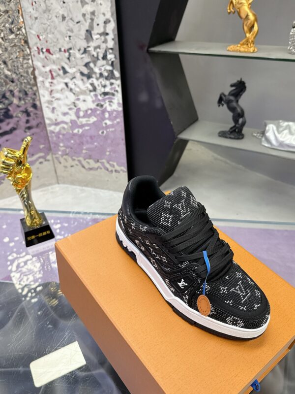 Louis Vuitton LV Trainer Maxi Black Crystal-Embellished Sneakers