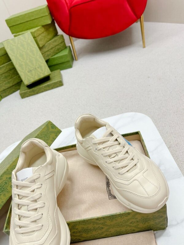 sy_no_FA8D5BA456D0E52A45080C3F491586C2_6 Gucci Rhyton Leather Sneaker in Off-White