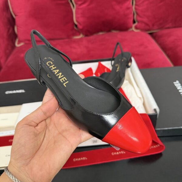Black & Red Two-Tone Slingback Low-Heel Shoes