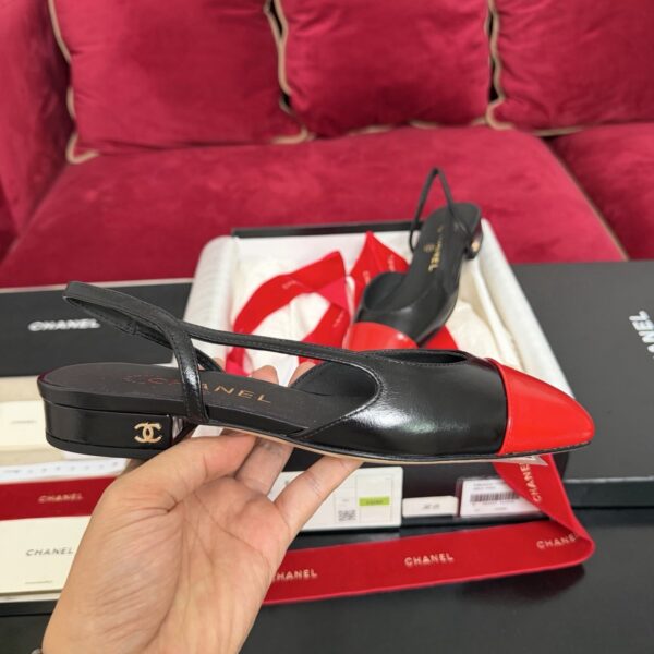 Black & Red Two-Tone Slingback Low-Heel Shoes