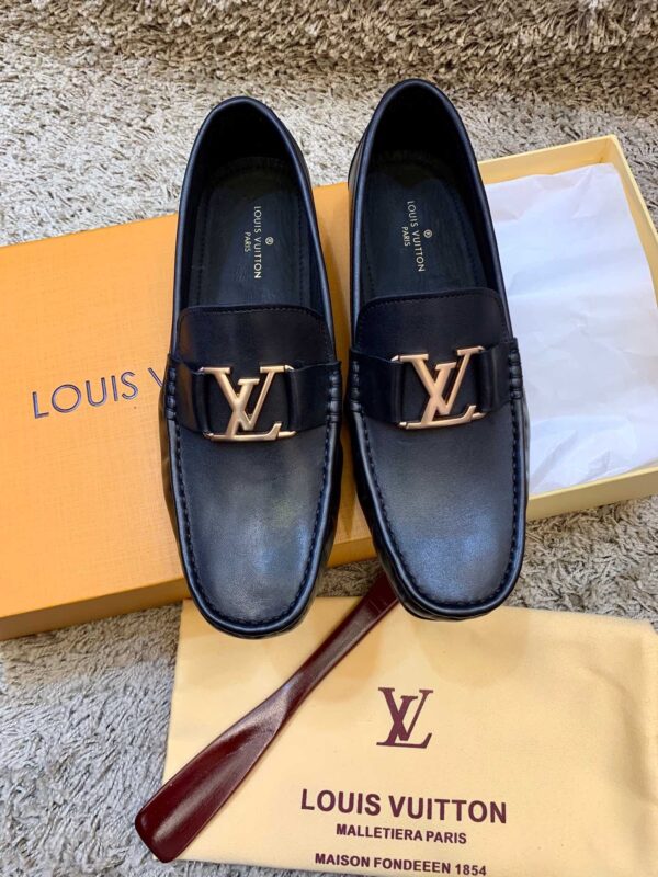 sy_no_FCAF9AC91EA9B1EFD71483694D72B468_0 Black & Deep Blue Calfskin Driving Loafers