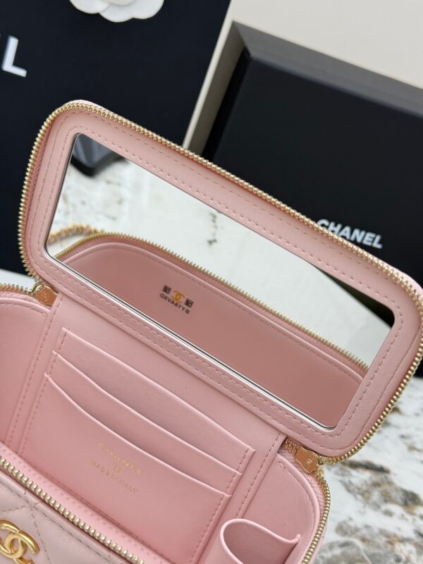 sy_no_FCBE621E6FA4944DB19D2B9AD491EF16_6 Chanel 24K Large Pearl Ball Vanity Bag – Pink Lambskin Leather with Gold Chain