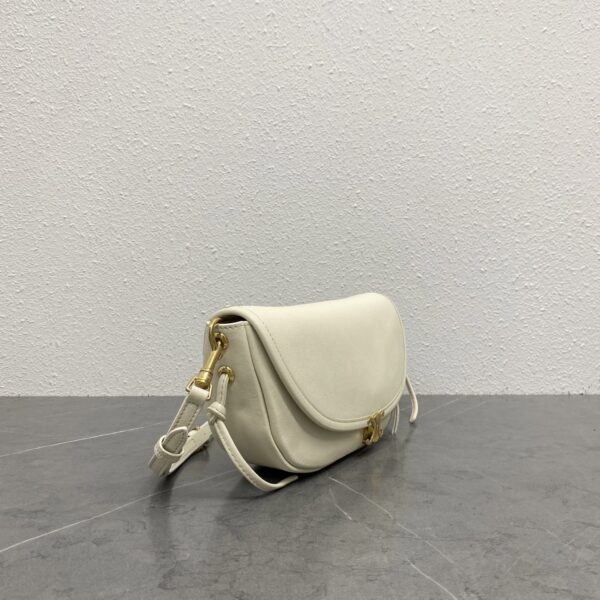 sy_no_FCFD13C8214F629BA37494EBA1BF53EF_1 Halfmoon Small Shoulder Bag – Cotton White