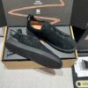 sy_no_FD96BFD8E2CA684A085E309BB0A2081A_5 All-Black Suede Triple-Cross Slip-On Shoes