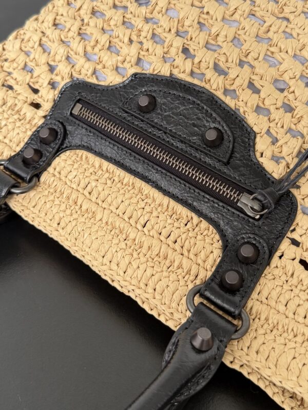 sy_no_FF092DFBE936ACC3AC3AF7829D3DD9A2_3 BALENCIAGA*LE CITY Woven Bag