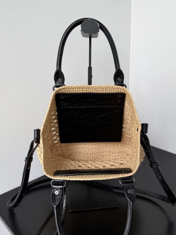 sy_no_FF092DFBE936ACC3AC3AF7829D3DD9A2_8 BALENCIAGA*LE CITY Woven Bag