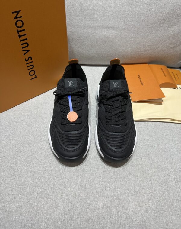 sy_no_FF914FD7DF02D01C6498EE95782D29C3_2 Black Technical Mesh Retro Dad Sneakers