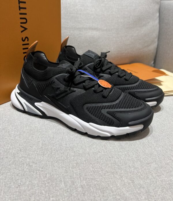 sy_no_FF914FD7DF02D01C6498EE95782D29C3_3 Black Technical Mesh Retro Dad Sneakers