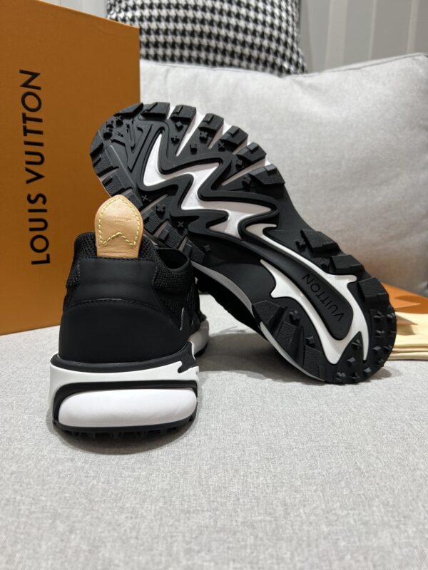 sy_no_FF914FD7DF02D01C6498EE95782D29C3_6 Black Technical Mesh Retro Dad Sneakers