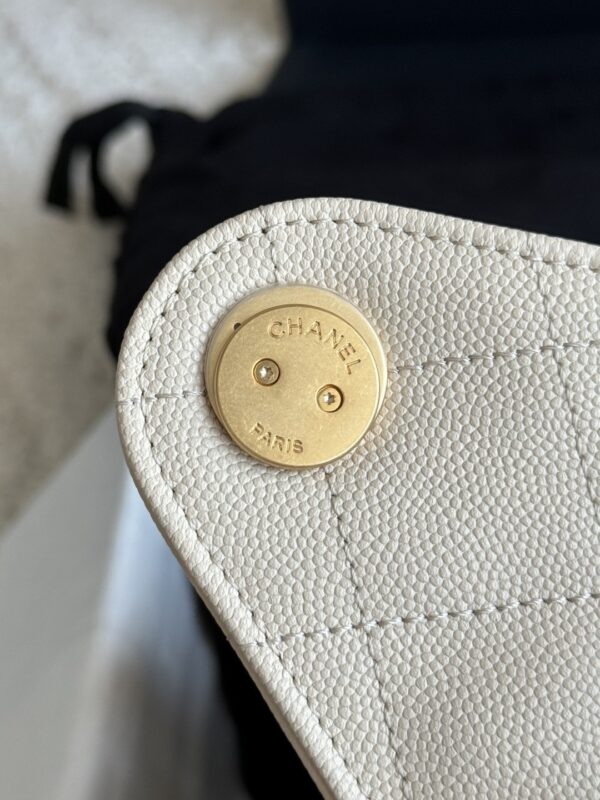 Chanel Small Hobo Bag (Caviar Leather) – Chain Shoulder/Underarm Bag