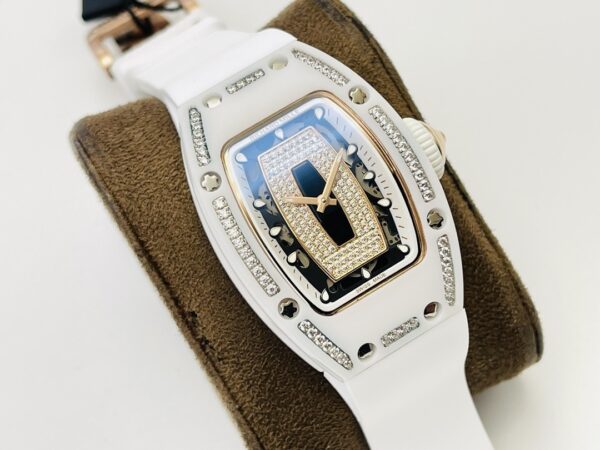 sy_no_00CC0987160F17629F3E723283F6AEE6_1 RICHARD MILLE ladies' series automatic mechanical movement with diamond studded white dial, ceramic case, rubber strap