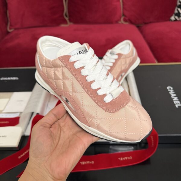 sy_no_017BA1962238ABFAB7FE2631D8A1BBC2_3 Chanel Quilted Nylon & Suede Retro Trainer Pink-Quilted-Nylon-Suede