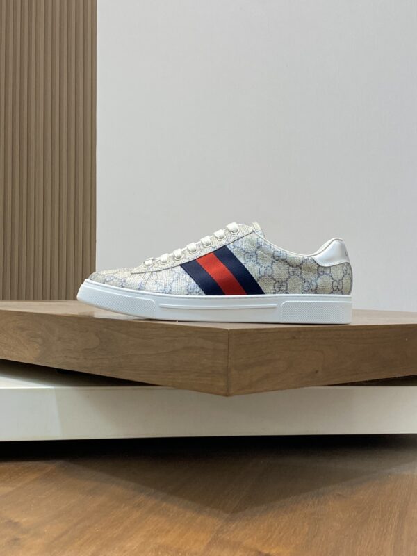 sy_no_02F3AE58E76C3EF09C8017DB42AD51E3_1 Gucci Beige GG Monogram Web Low-Top Sneaker