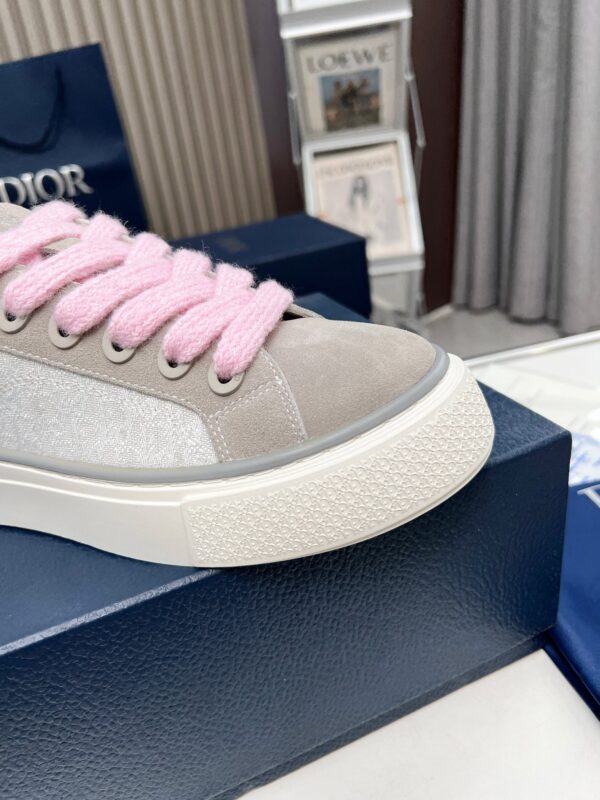 sy_no_0387E9F71AE4C705EF15F5B2DDB212F4_6 Dior Grey Suede Silver Oblique Jacquard Pink-Lace Low-Top Sneaker