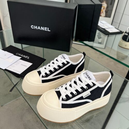 Chanel Black and White Canvas Platform Low-Top Sneaker with Ribbed Sole and CC Logo