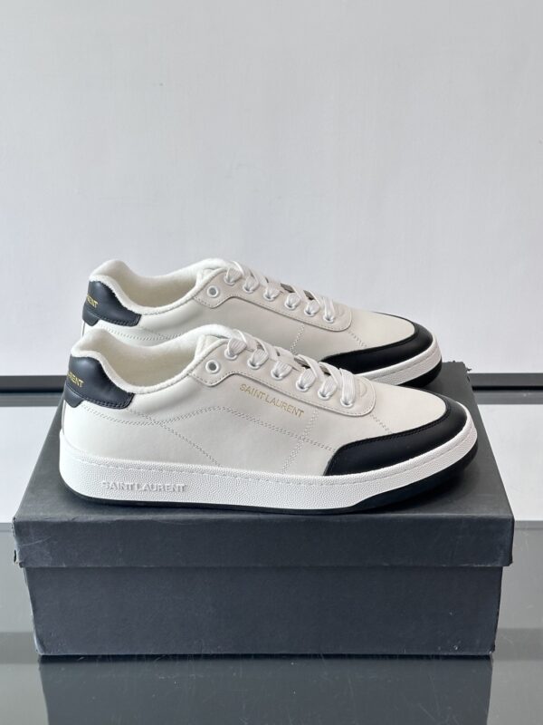 sy_no_07D303723B31F32AA872A2FF0F1CF9D6_0 Saint Laurent White-Black Leather Low-Top Sneaker