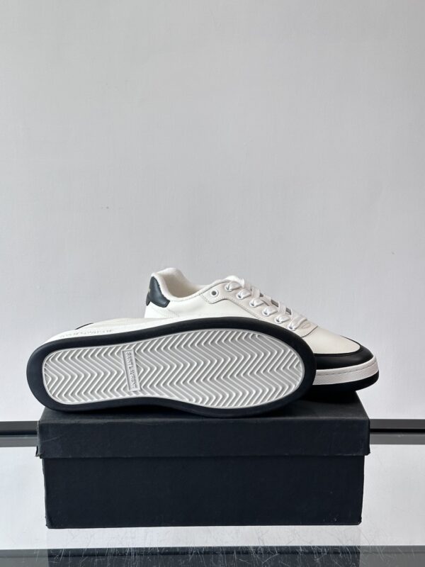 sy_no_07D303723B31F32AA872A2FF0F1CF9D6_8 Saint Laurent White-Black Leather Low-Top Sneaker