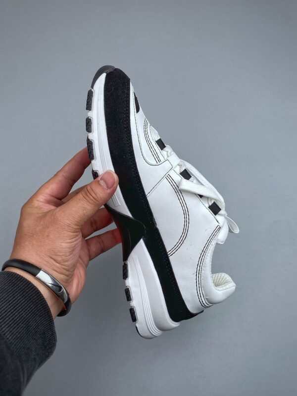 sy_no_0958598B684D7CD1E215E40C8890385B_1 Chanel White-Black Mixed-Material Low-Top Sneaker with Suede and CC Logo