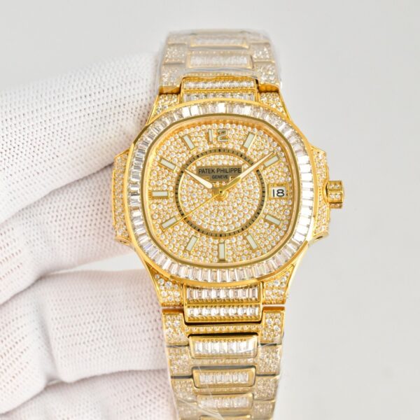 Patek Philippe Sporty Elegance NAUTILUS Series Nautilus Automatic Mechanical Movement Women's Watch Swiss Watch Gold Dial