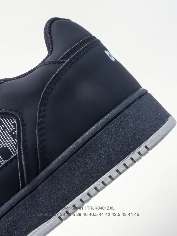 sy_no_0E99B0BC7240947BF5D098C55E8F7BF4_7 Dior Black Leather White Oblique Low Sneaker