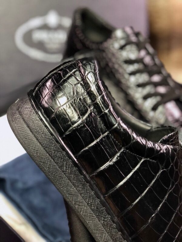 sy_no_0F396EE2C87DB84394A122648BF048D6_8 Prada Black Glossy Croc-Embossed Leather Low-Top Sneaker