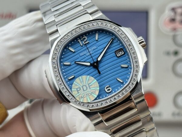sy_no_0FE4C558CB6514EAC4B76E5F306ED0B9_0 Patek Philippe Sporty Elegance NAUTILUS Series Quartz Movement Women's Watch Swiss Watch Blue Dial