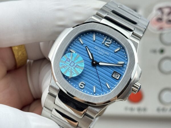 sy_no_0FE4C558CB6514EAC4B76E5F306ED0B9_5 Patek Philippe Sporty Elegance NAUTILUS Series Quartz Movement Women's Watch Swiss Watch Blue Dial