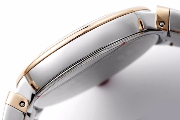 BVLGARI LVCEA watch with quartz movement and stainless steel strap