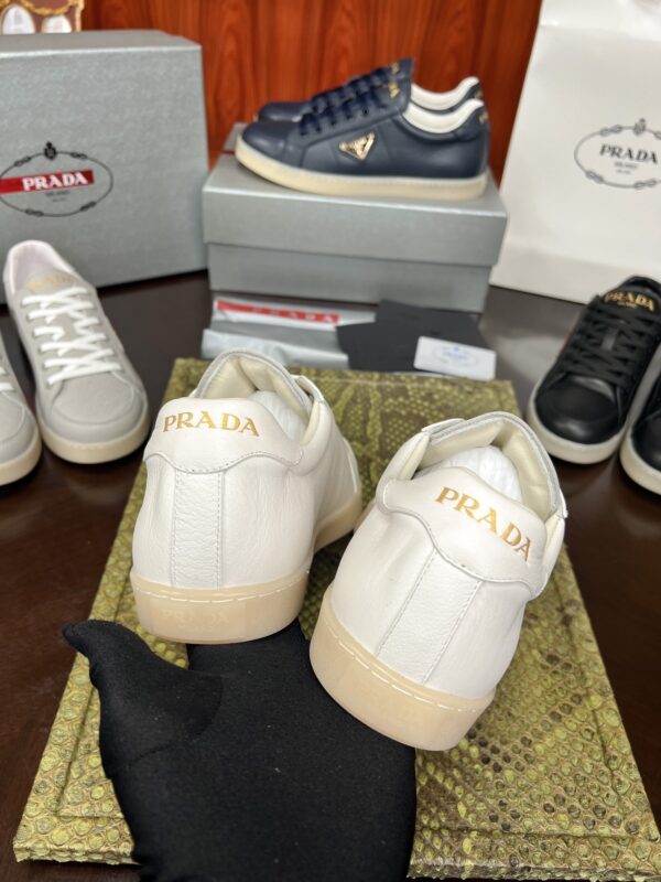 sy_no_136711FF87369E866713A53F55BA6C5C_5 Prada Off-White Leather Metal-Triangle Vulcanized-Sole Sneaker
