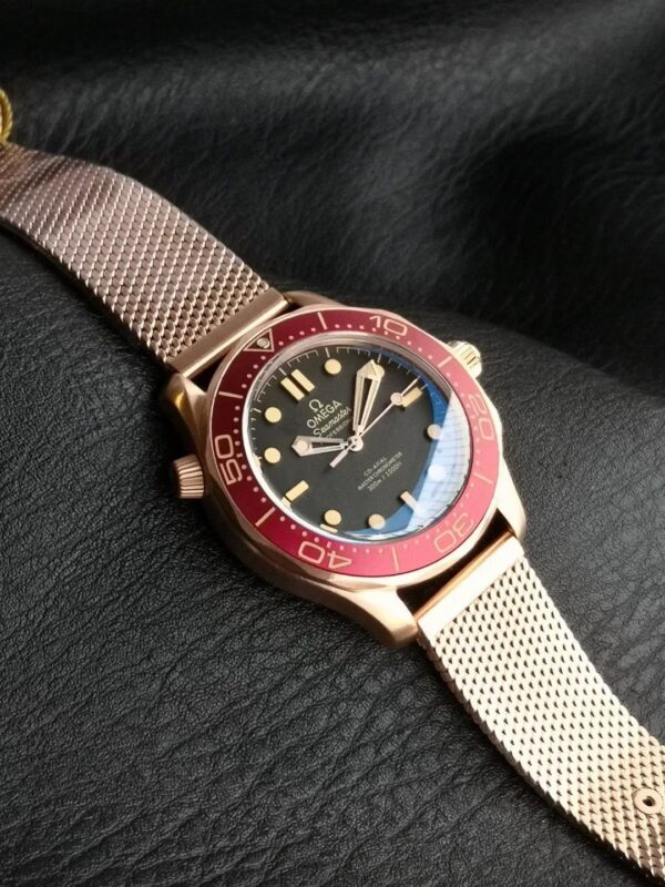 sy_no_13E8CEA64120B12EFA7879CCB452FA82_5 Omega Seamaster Automatic Mechanical Movement Men's Watch Swiss Watch Black Dial Bronze Gold Strap