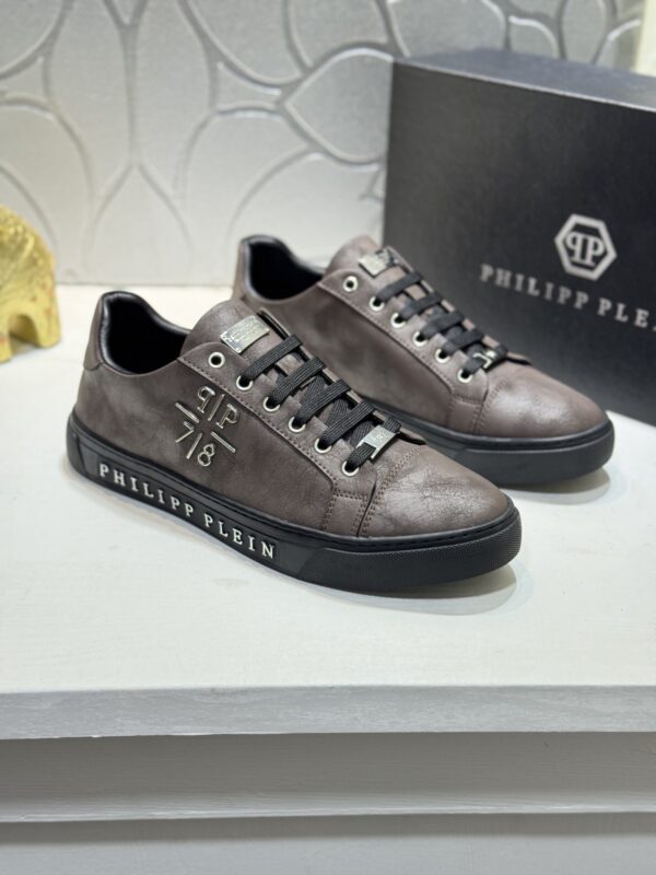 Philipp Plein Brown Vintage Leather Metal-Logo Low-Top Sneaker