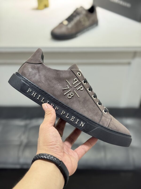 Philipp Plein Brown Vintage Leather Metal-Logo Low-Top Sneaker