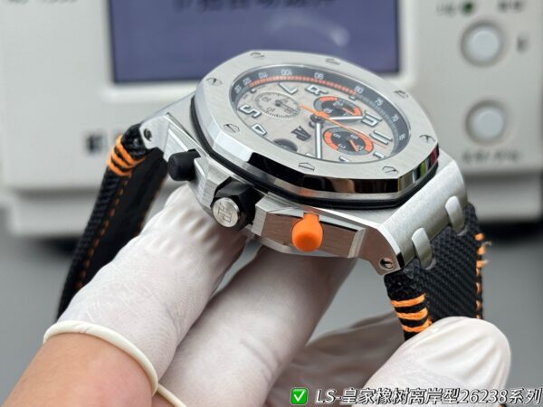 sy_no_15E328EF2BFA9AF8EDADDF3B10780EF3_6 AUDEMARS PIGUET Audemars Piguet Royal Oak Offshore Series Automatic Mechanical Movement 100 meter Waterproof Date Display Men's Watch Swiss Watch Silver Dial Stainless Steel Case
