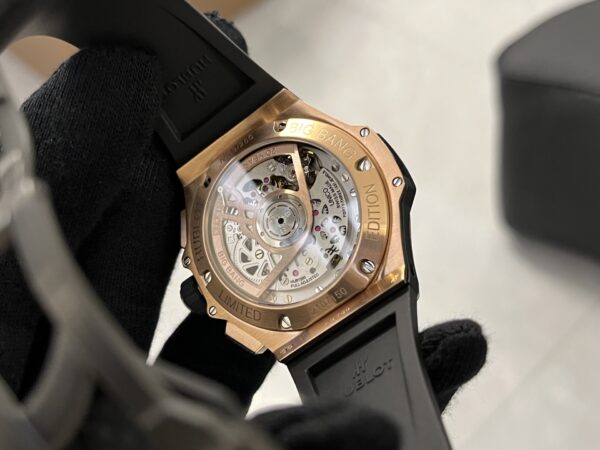 sy_no_1676EE134630D0E51BEC17151D0FEE65_6 HUBLOT Automatic Mechanical Movement Black Dial 18k King Gold Case Rubber Strap