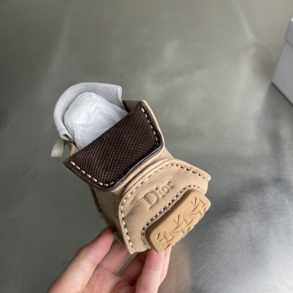 sy_no_19F7484BFA1552F6ADC0FA5F10AB3ECD_6 Dior Beige-Brown Suede Mesh Mid-Top Sneaker
